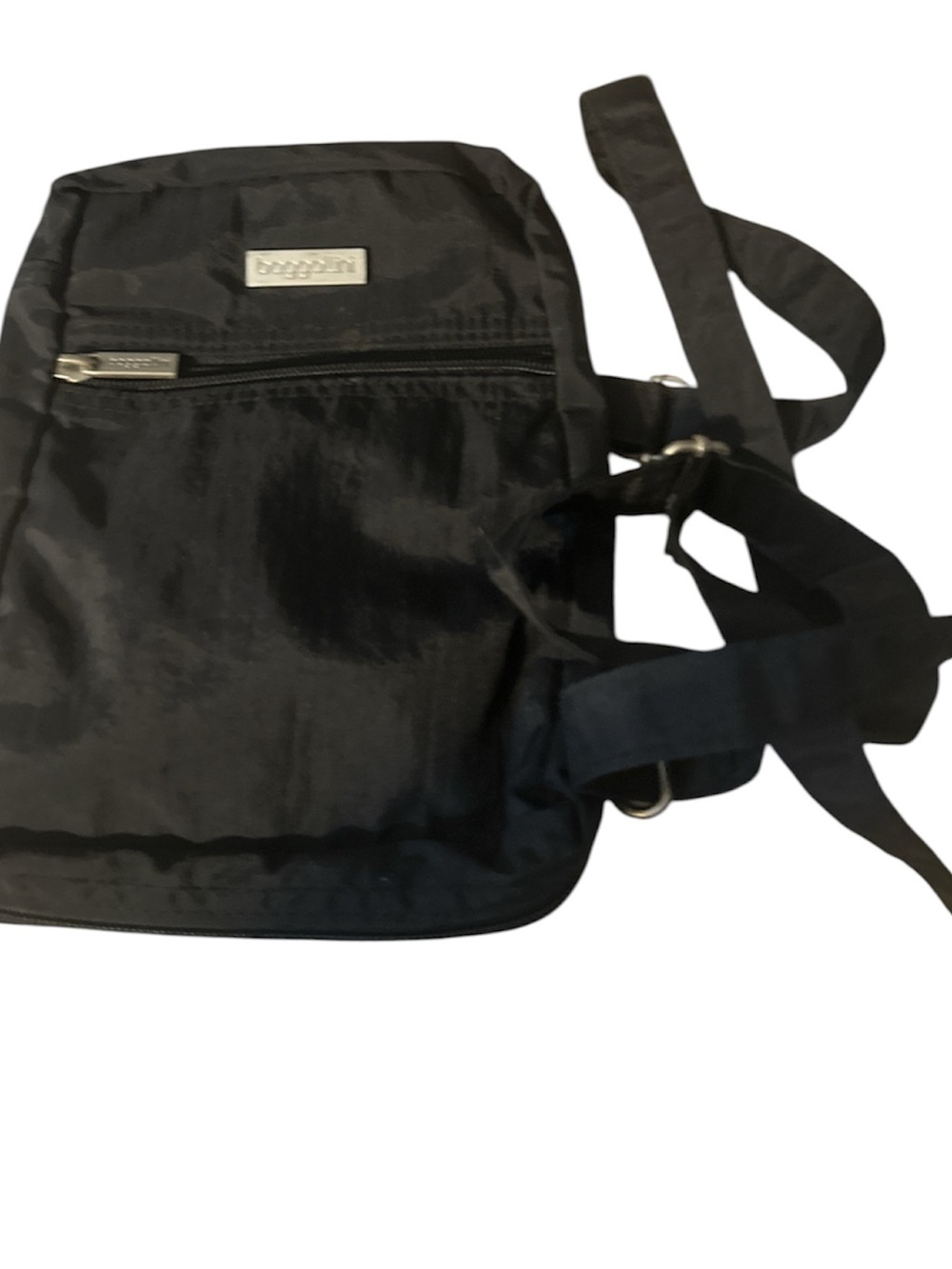 NWOT Baggallini Black Nylon Crossbody Bag silver acc adj strap lots of card slot